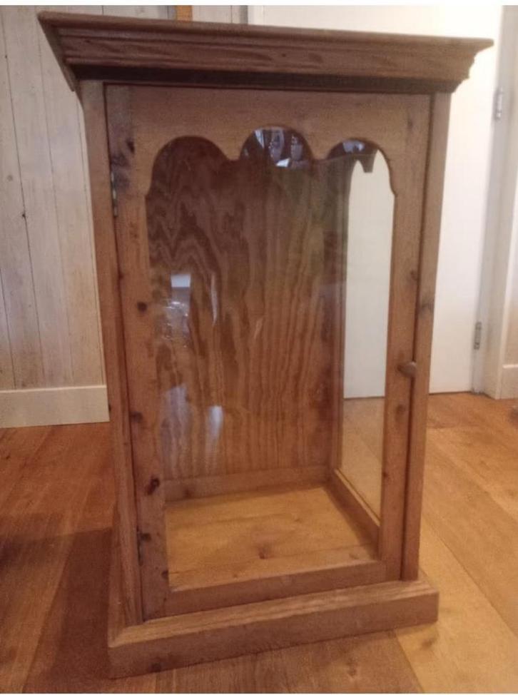 Vitrinekast 87,5 x 55 x 43cm (NL), Huis en Inrichting, Kasten | Vitrinekasten, Zo goed als nieuw, Ophalen