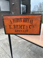 Oude houten kist # Amidon Royal#, Ophalen