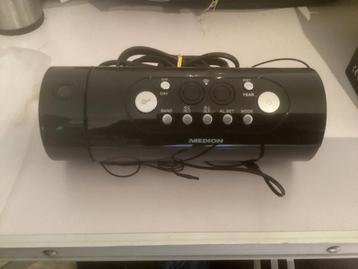 Projectie-wekkerradio beschikbaar voor biedingen