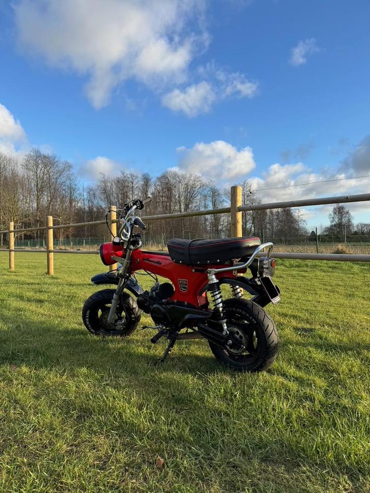 Rode Skyteam Dax 75cc, Fietsen en Brommers, Brommers | Honda, Gebruikt, Overige modellen, Klasse B (45 km/u), Ophalen