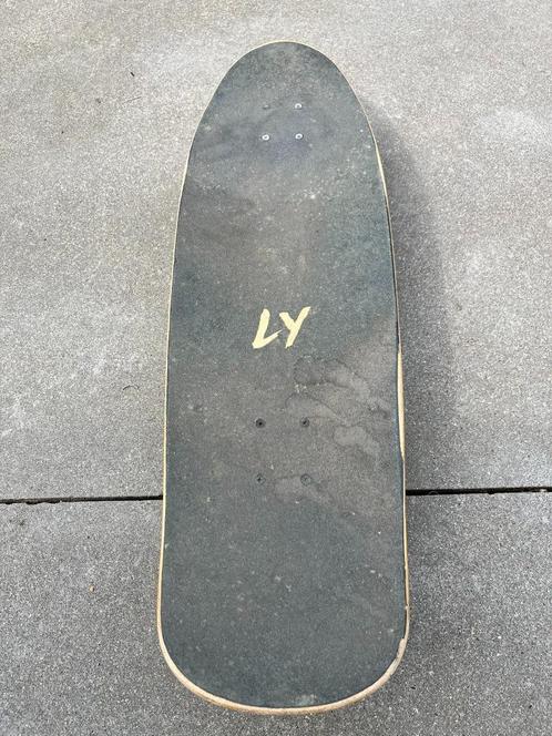 skateboarder - Cruizer - Tugboat - Landyachtz, Sport en Fitness, Skateboarden, Gebruikt, Skateboard, Ophalen of Verzenden