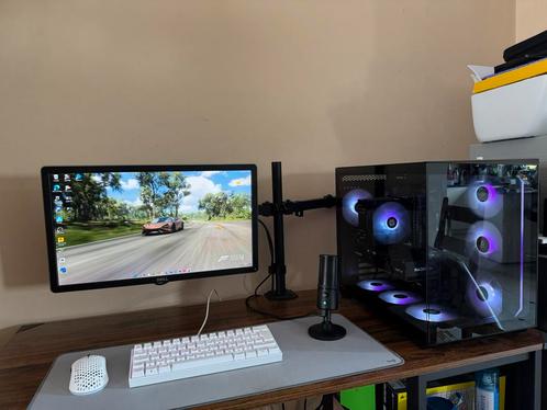 PC GAMER EN TRES BON ETAT, Computers en Software, Pc- en Netwerkkabels, Zo goed als nieuw, Ophalen