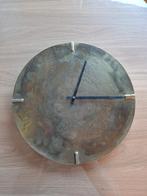 Belle horloge murale, Enlèvement, Horloge murale