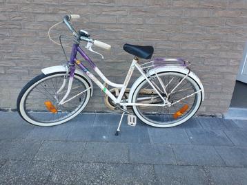 meisjesfiets 6-8 jaar beschikbaar voor biedingen