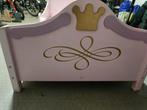 Degelijk houten prinsessenbed 1m40 lang, Ophalen