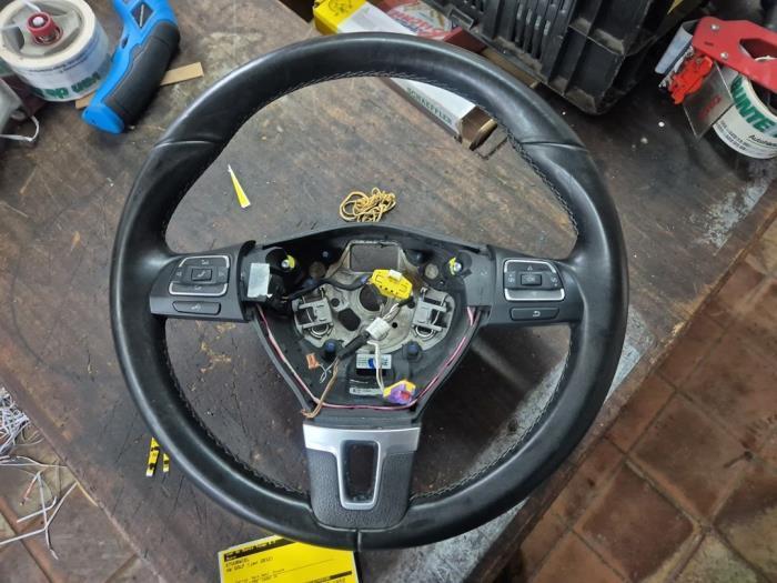 Stuurwiel van een Volkswagen Golf, Auto-onderdelen, Besturing, Volkswagen, Gebruikt, 3 maanden garantie
