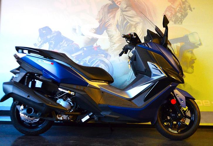 SYM Cruisym 300 ABS  & TCS ideale woonwerk motorscooter, Motoren, Motoren | Overige merken, Bedrijf, Scooter, 12 t/m 35 kW, 1 cilinder