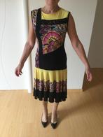 Jolie robe de printemps, Taille 38/40 (M), Enlèvement ou Envoi, Autres couleurs, Au-dessus du genou