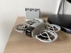 DJI NEO incl charging hub en batterijen, Audio, Tv en Foto, Drones, Ophalen of Verzenden, Nieuw, Drone met camera