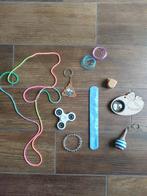 Speeltjes, Zstringz/rainbow rope, sleutelhangers, armband,.., Kinderen en Baby's, Ophalen, Zo goed als nieuw