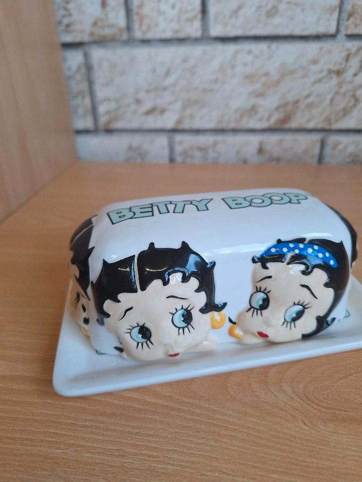 Betty Boop beurrier Tropico diffusion 1996., Collections, Statues & Figurines, Neuf, Humain, Enlèvement ou Envoi