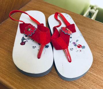 🍄 Teenslippers, 1 keer gedragen bij oma . (  25 ) beschikbaar voor biedingen