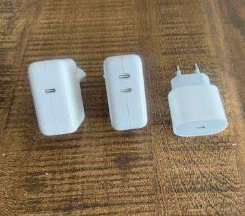 Apple iPhone- en MacBook-opladers 20 W- 30 W en 35 W USB-C beschikbaar voor biedingen