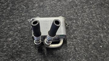 Warmetewisselaar oliekoeler BMW 5 / 6 / 7 serie E60 E61 E63  beschikbaar voor biedingen