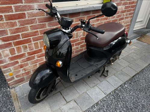 Elektrische brommer A klasse, Fietsen en Brommers, Brommers | Vespa, Ophalen