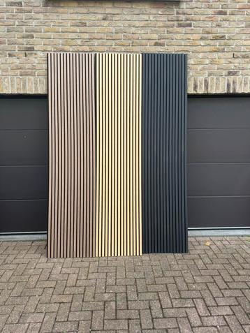 Akoestische wandpanelen 2,6m x 0,6m x 21mm beschikbaar voor biedingen