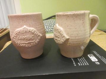 stenen kruiken en aarden potten beschikbaar voor biedingen