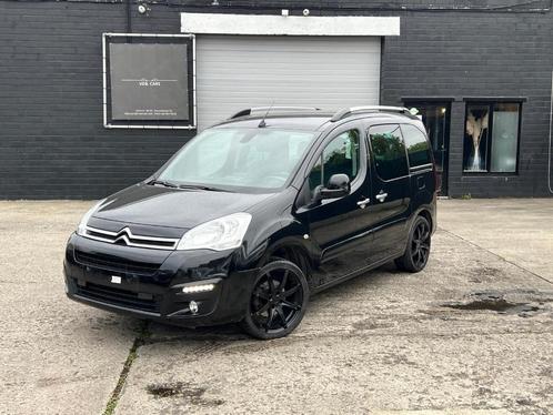 Citroen berlingo / full option / 2018 / 5zit, Autos, Citroën, Entreprise, Achat, Berlingo, Caméra de recul, Bluetooth, Verrouillage central