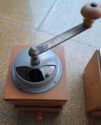 Koffiemolens, Ophalen