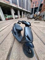 Piaggio Zip 50cc 4t Iget, Fietsen en Brommers, Scooters | Piaggio, Ophalen, Zip, Benzine, 50 cc