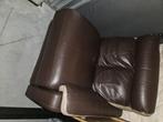 Bruine fauteuil Chateau-dax met elektrische relaxfauteuil, Huis en Inrichting, Fauteuils, Ophalen, Zo goed als nieuw, Leer, 75 tot 100 cm