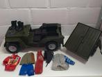 Action man Cherilea Jeep and supply trailer + accessoires, Utilisé, Enlèvement ou Envoi