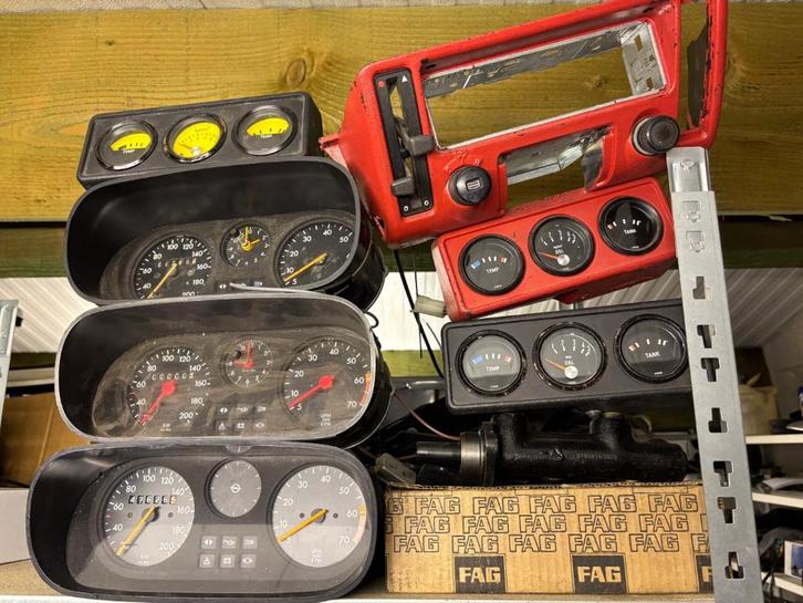 Verschillende interieur delen opel kadett c ook nieuwe, Auto-onderdelen, Interieur en Bekleding, Opel, Nieuw, Ophalen