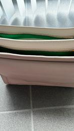 Schoudertasje  Essentiel Antwerp, Handtassen en Accessoires, Tassen | Schoudertassen, Ophalen of Verzenden, Gebruikt, Overige kleuren