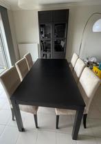 Tafel uitschuifbaar met 6 stoelen en grote vitrine kast., Ophalen, Gebruikt, 4 tot 6 stoelen