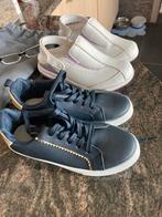 Blauwe sneaker &Veiligheids slippers 10€ samen, Bleu, Enlèvement, Sandales de bain, Neuf
