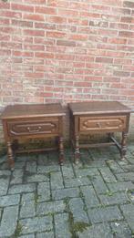 2 houten nachtkastjes, Ophalen