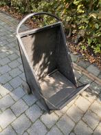 Metalen houtbak op wielen, Tuin en Terras, Tuinstoelen, Ophalen, Zo goed als nieuw