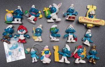 Lot de figurines schtroumpfs beschikbaar voor biedingen