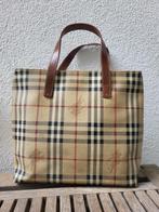 Burberry handtas, Handtassen en Accessoires, Tassen | Damestassen, Ophalen of Verzenden, Gebruikt, Bruin, Handtas