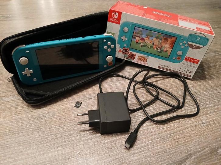 Nintendo Switch Lite Animal Crossing: New Horizons Timmy & T, Games en Spelcomputers, Spelcomputers | Nintendo Switch Lite, Zo goed als nieuw