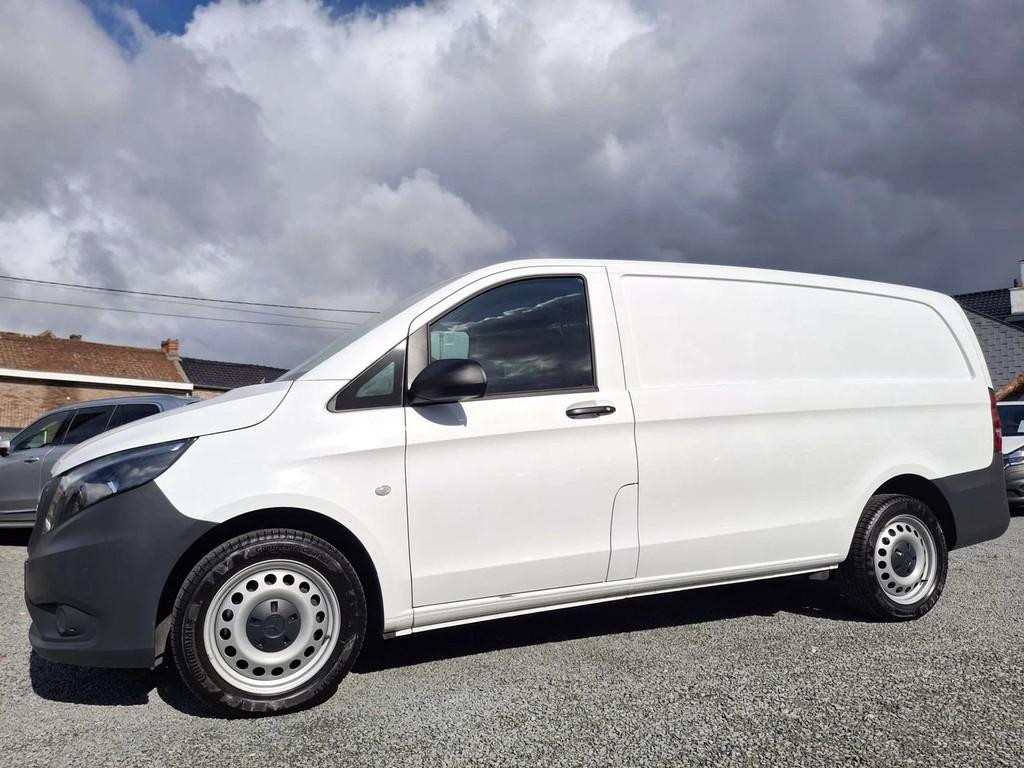 Mercedes-Benz Vito 116 *airco * Navi (bj 2022), Auto's, Stof, Gebruikt, Wit, Bedrijf