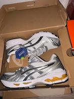 Asics kayano en 43, Vêtements | Hommes, Chaussures, Neuf, Enlèvement, Blanc, Baskets