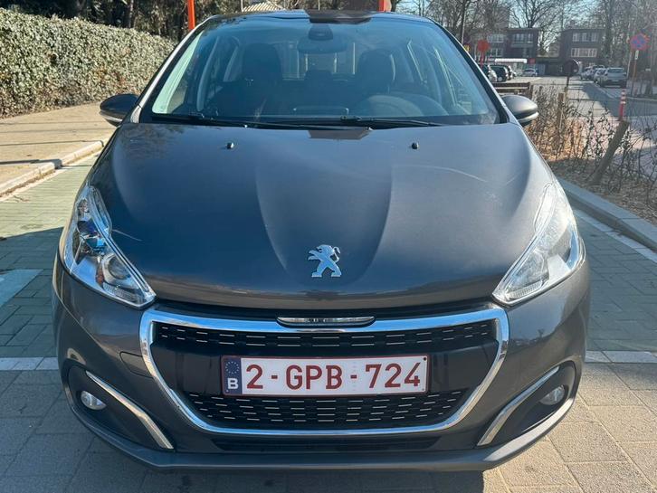 Peugeot 208 1.2 PureTech Signature (110 pk) Ongeval, Autos, Peugeot, Particulier, Essence, Euro 6, Enlèvement