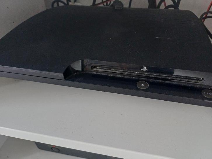 PlayStation 3 et divers jeux, Games en Spelcomputers, Spelcomputers | Sony PlayStation 3, Gebruikt, Slim, Met 1 controller, Met games