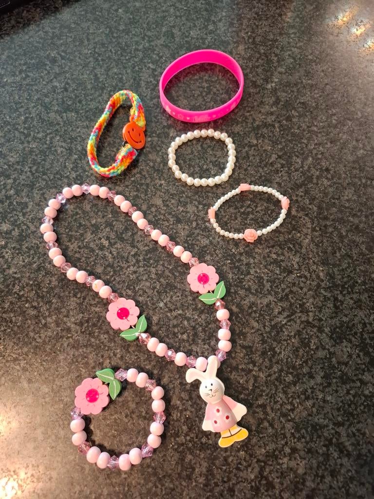 Juweeltjes voor kinderen, Bijoux, Sacs & Beauté, Bijoux pour enfant, Enlèvement ou Envoi