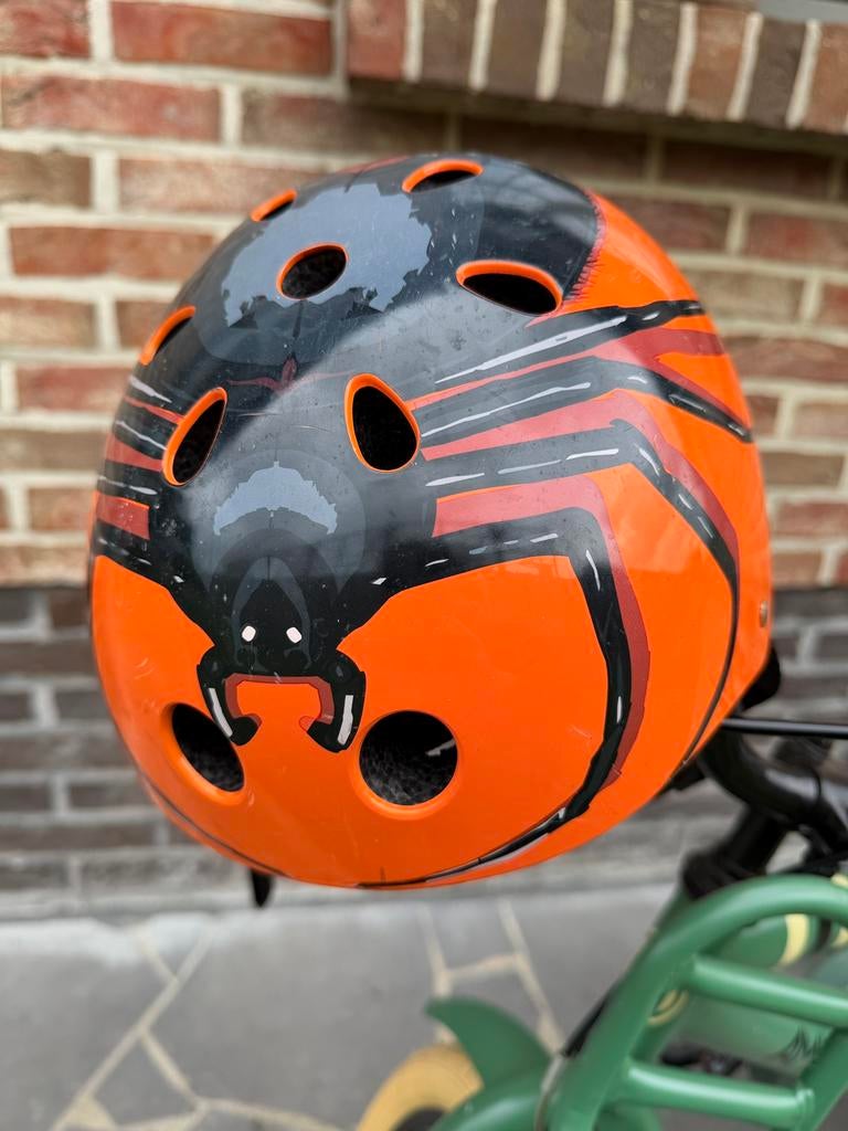 Casque de vélo Mini Hornit Lids pour enfants- Chiller Spider, Vélos & Vélomoteurs, Enlèvement ou Envoi, Comme neuf, S