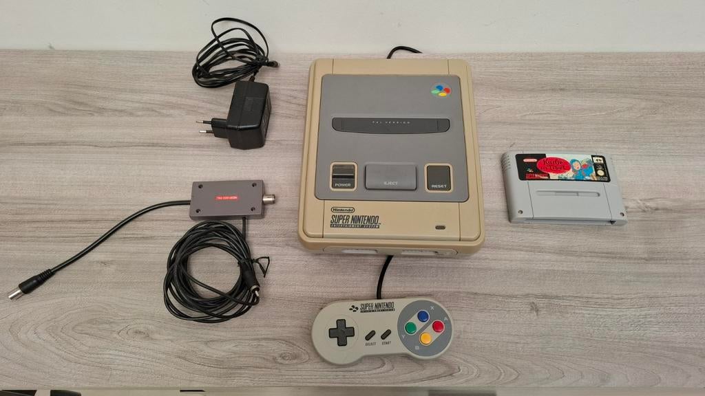 Super Nintendo en bonne état complet avec manette et jeu, Consoles de jeu & Jeux vidéo, Enlèvement ou Envoi
