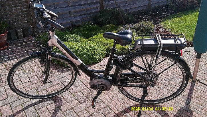 elektrische fiets, Fietsen en Brommers, Elektrische fietsen, Zo goed als nieuw, Giant, 55 tot 59 cm, 50 km per accu of meer, Ophalen