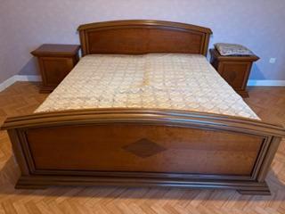 2-persoonsbed, 2-elektrische lattebodems, 2 nachtkastjes, Huis en Inrichting, Slaapkamer | Bedden, Zo goed als nieuw, Tweepersoons