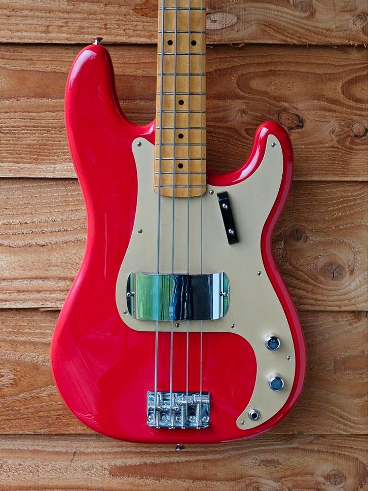 Fender Vintera 50's Precision Bass (2022), Musique & Instruments, Instruments à corde | Guitares | Basses, Enlèvement