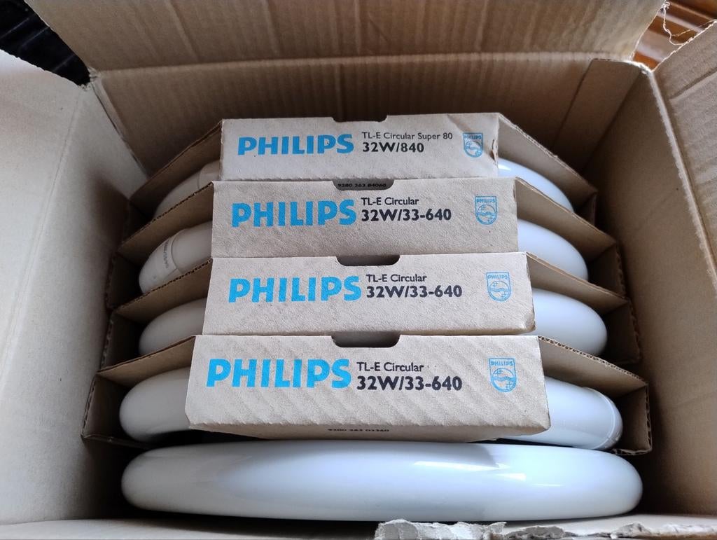 Philips  TL-E, Enlèvement