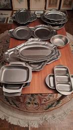 Verzameling plateau's / dienbladen, Enlèvement