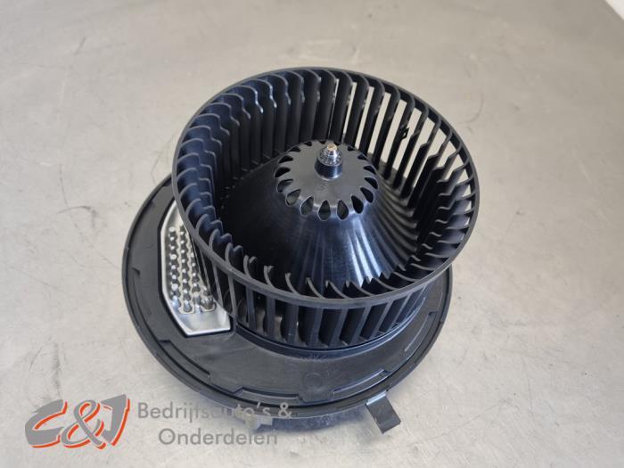 Moteur de ventilation chauffage d'un Volkswagen Crafter, Volkswagen, -, 3 mois de garantie, Utilisé