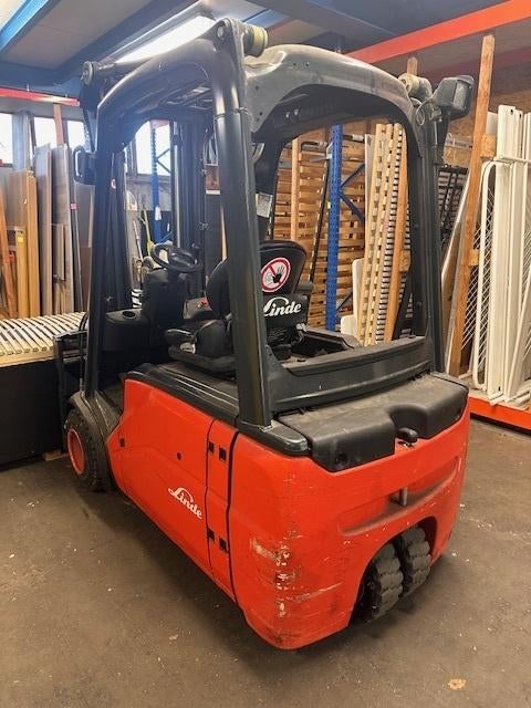 Gebruikte elektrische Linde heftruck - E20 L 386 01, Zakelijke goederen, Machines en Bouw | Heftrucks en Intern transport, Heftruck
