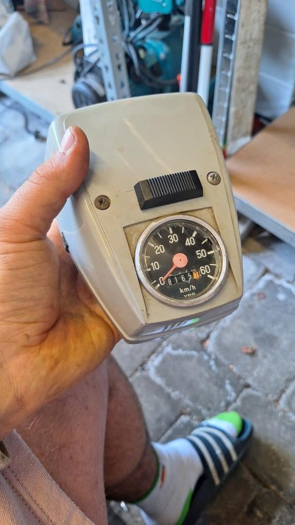 Voorlicht met km teller, Vélos & Vélomoteurs, Pièces de cyclomoteur | Général, Enlèvement